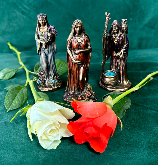 Maiden, Mother & Crone Trinity.