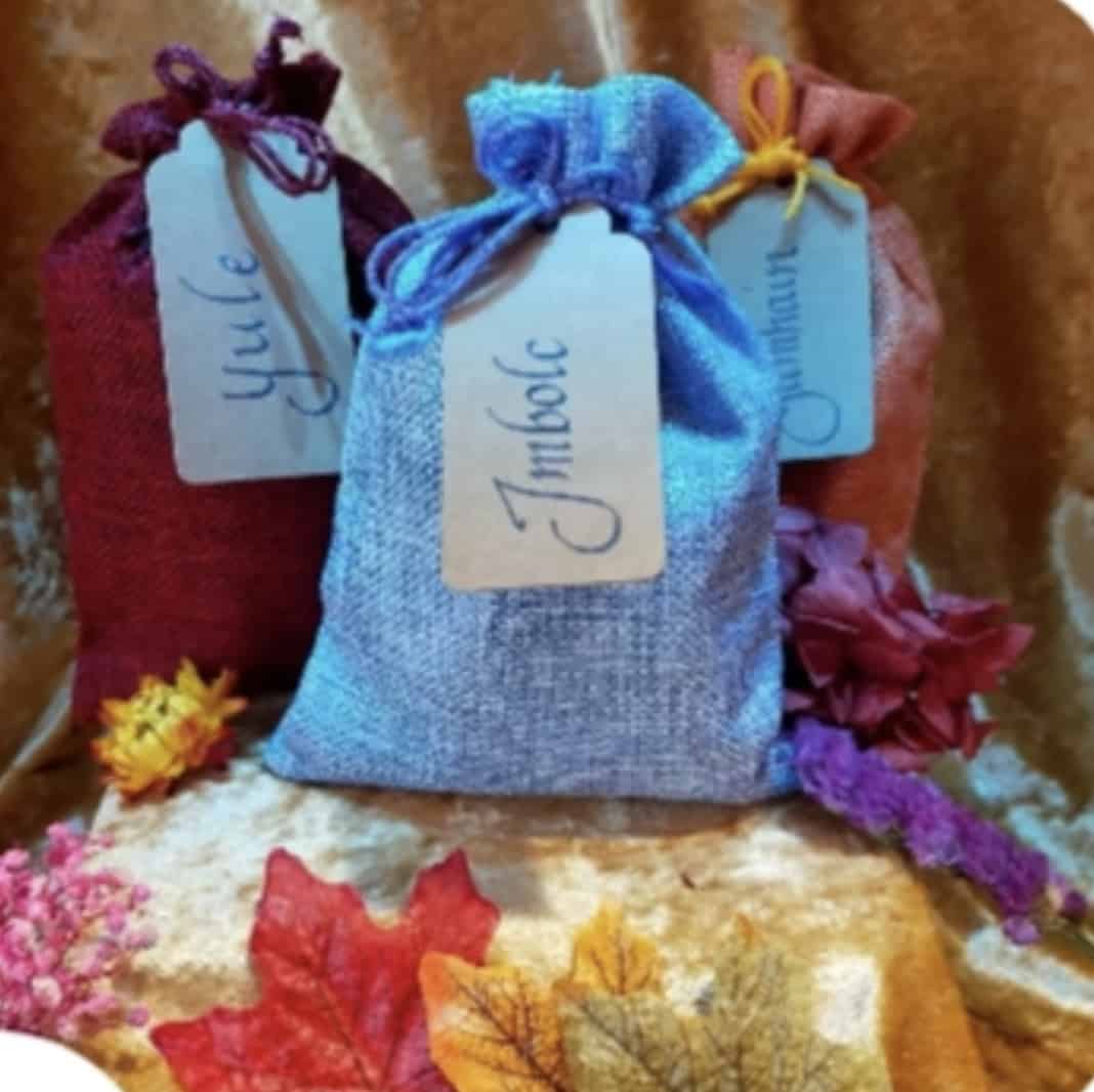 Photo of an imbolc spell bag